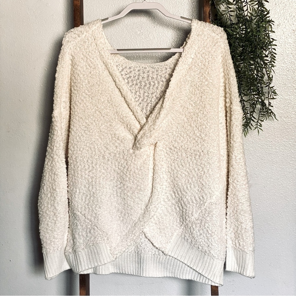 Sexy 2 Way Popcorn Sweater - Picture 2 of 8